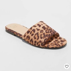 Target leopard slides